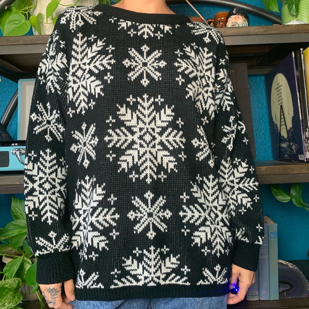 Holiday winter black and white snowflake sweater